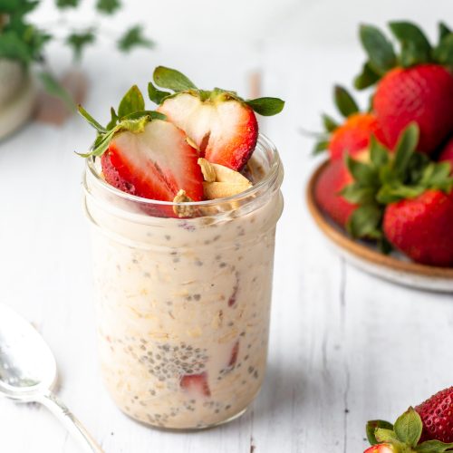 vegan strawberry and cheese overnight oats